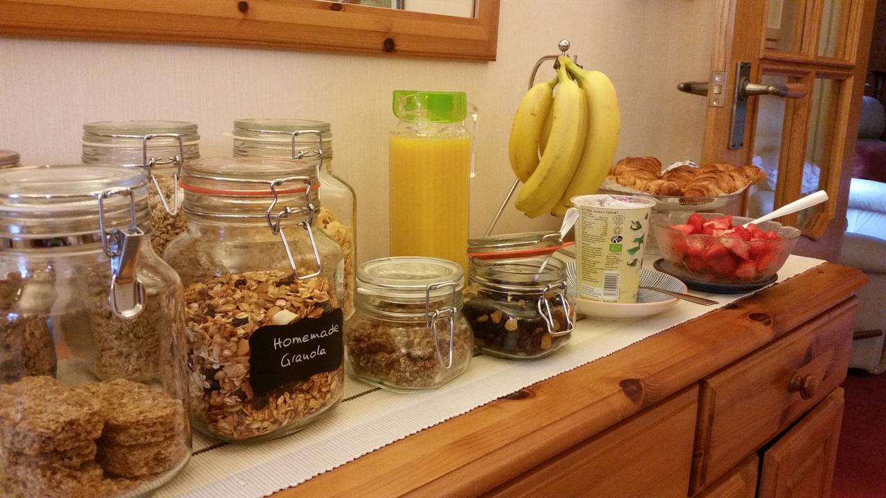Mandeley Guest House Хелстон Экстерьер фото