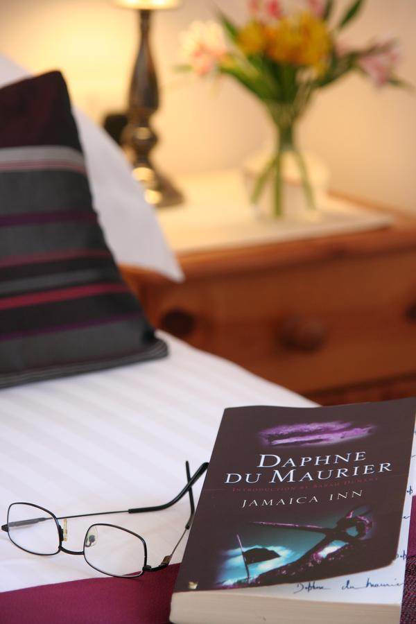 Mandeley Guest House Хелстон Экстерьер фото